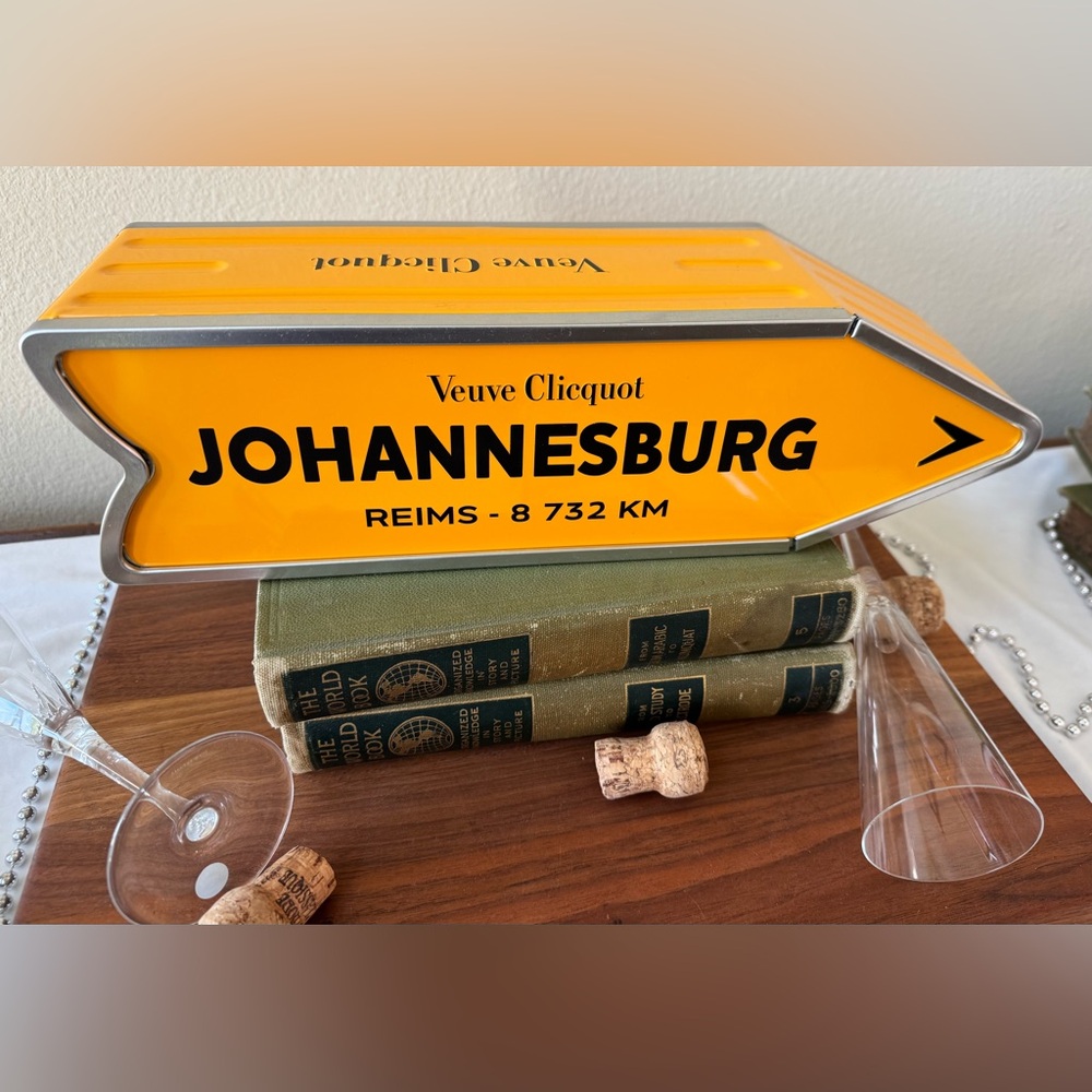 Veuve Clicquot Destination collectors Tin: Champagne Bottle Not Included!